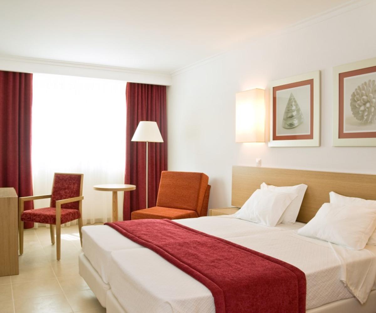 Monte Gordo Hotel Apartamentos & Spa Екстер'єр фото